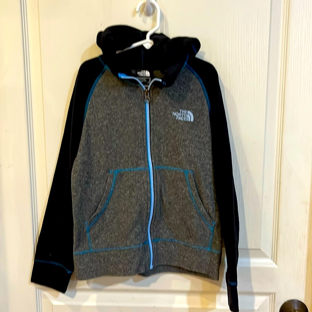 NWOT The North Face hooded fleece jacket